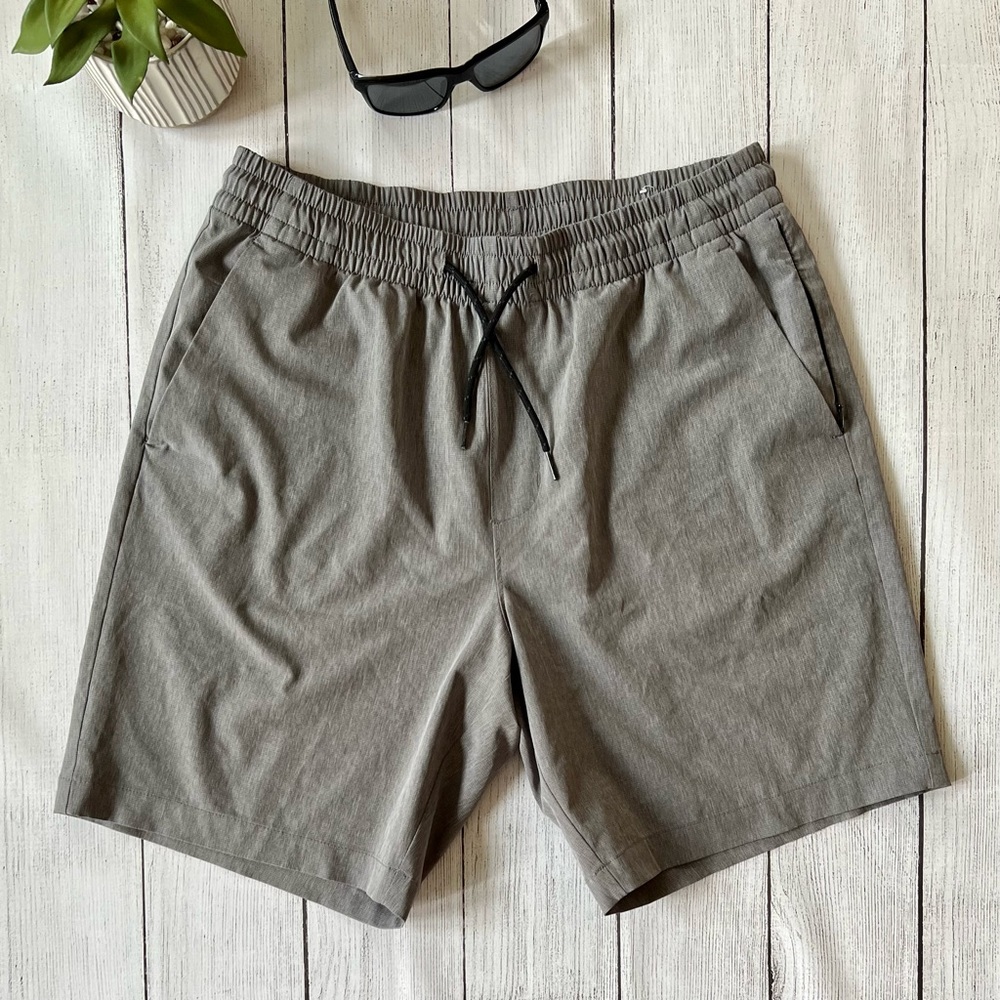 Old Navy Men’s‎ Athletic Shorts
